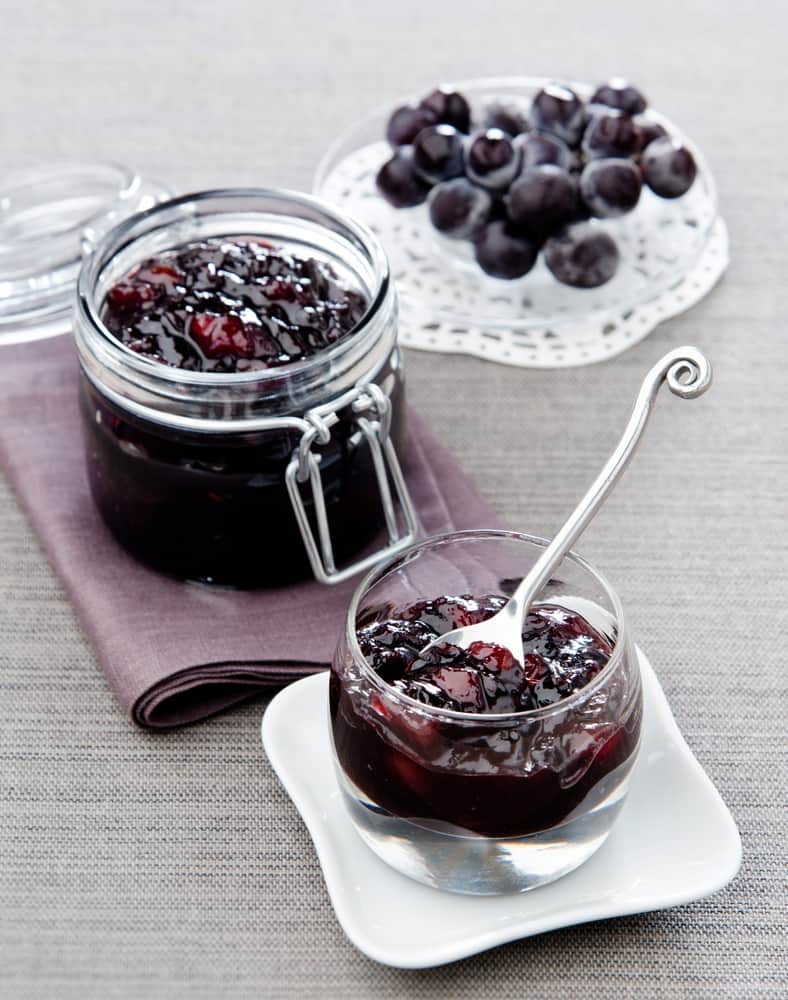 Old fashioned grape jam