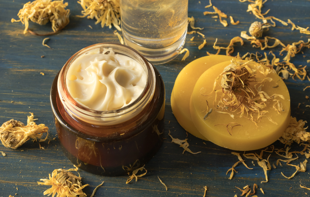 Calendula cream and beeswax