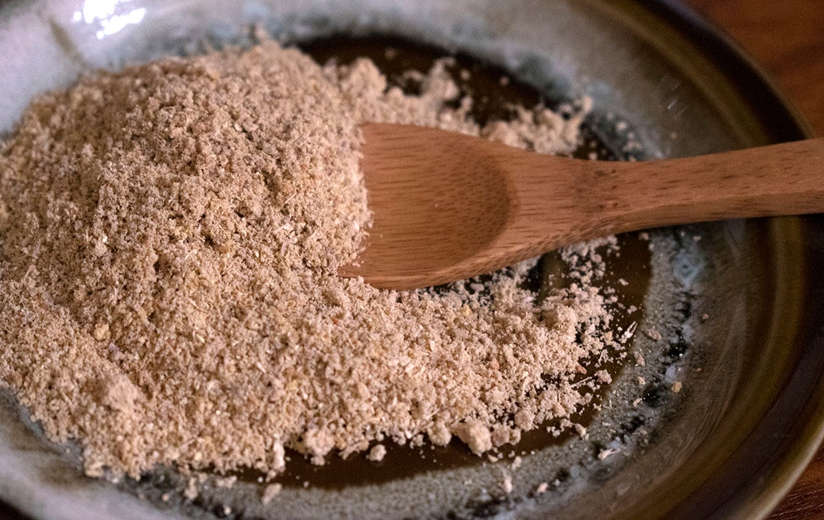 How To Make Powdered Ginger And A Delicious Drink Recipe To Put It In