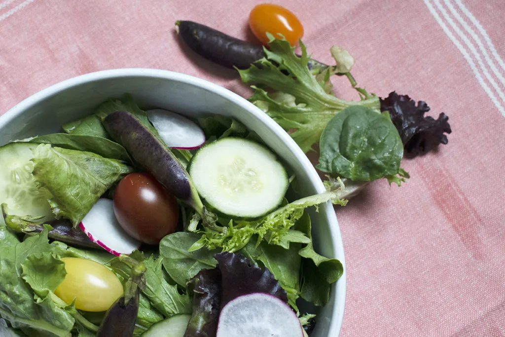 3 Ways to Keep Your Salad Greens Fresh for 10 Days