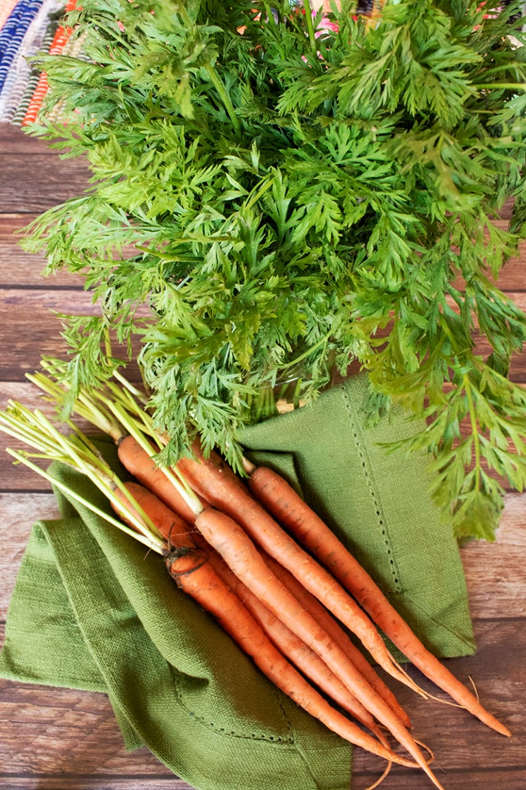 7-crazy-good-ways-to-eat-carrot-tops