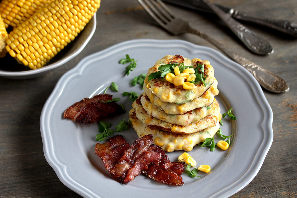Corn fritters with bacon