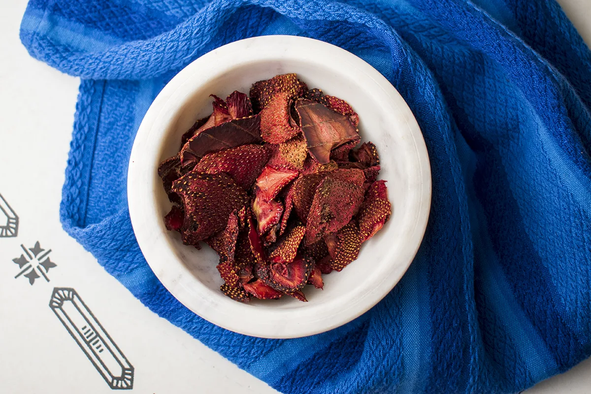 Oven-dried strawberries