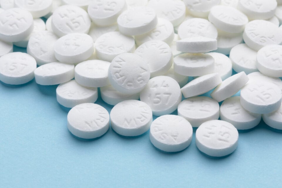 The Secret To Make Your Real Christmas Tree Last All Through The Holidays