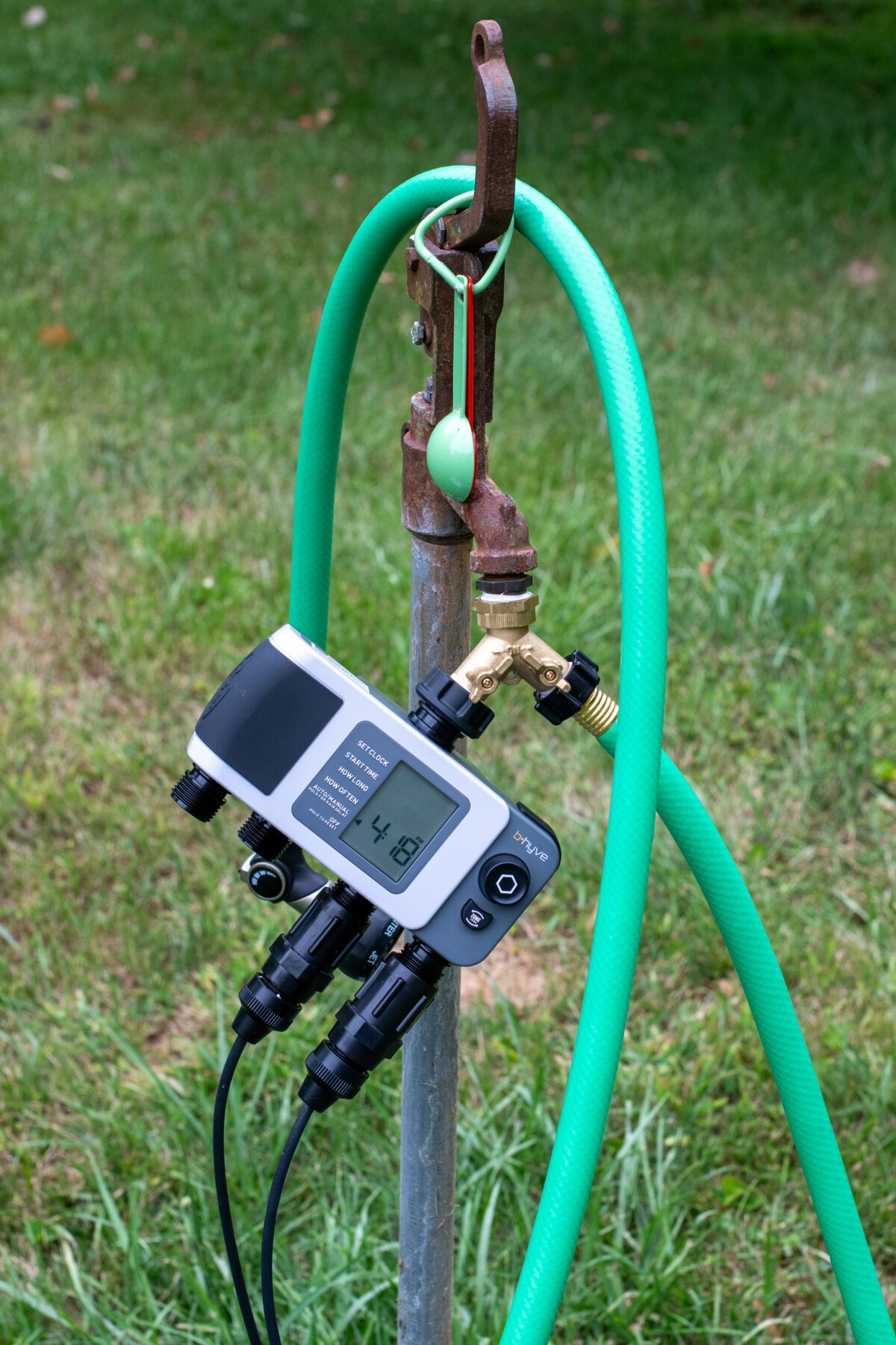 Spigot with electronic watering timer